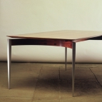 MAKAN DINING TABLE